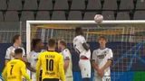 Wat een goal: Jadon Sancho scoort fenomenale vrije trap tegen Club Brugge (VIDEO)